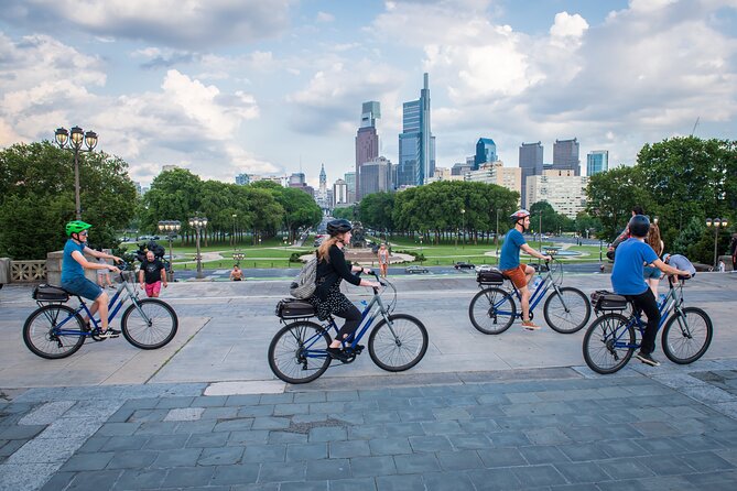 Classic Philadelphia City Bike Tour - The Liberty Bell and Independence Hall