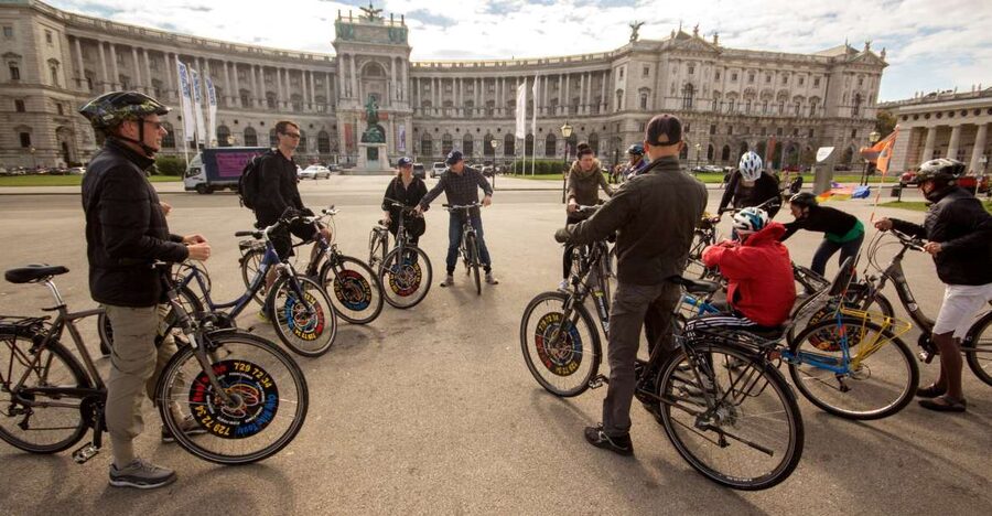 Classic Vienna: 3-Hour Guided Bike Tour - Key points at a glance