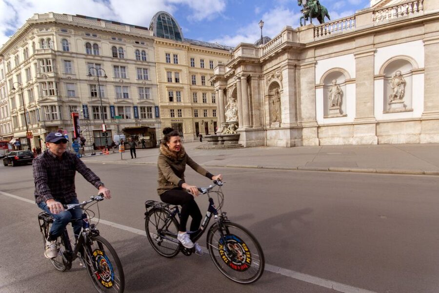 Classic Vienna: 3-Hour Guided Bike Tour - Why a bike is such a good fit for Vienna