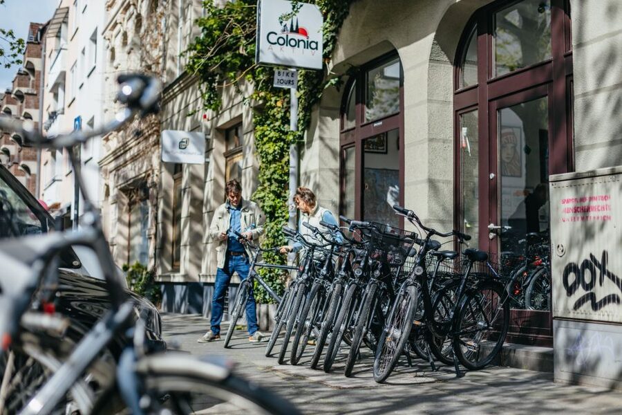 Cologne: Ehrenfeld Street Art Bike Tour - My verdict: book it for the street-level view