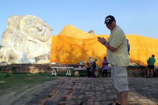 Colors of Ayutthaya Full-Day Bike Tour - Small villages, rice paddies, and the space between ruins