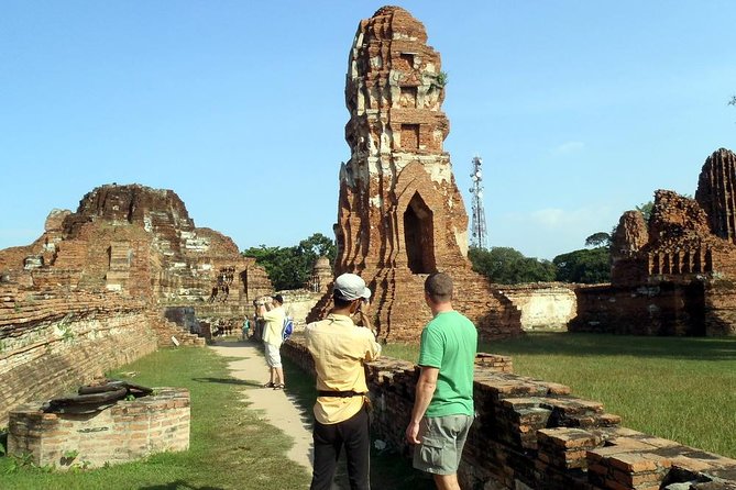 Colors of Ayutthaya Full-Day Bike Tour - Lunch and the six-hour pace
