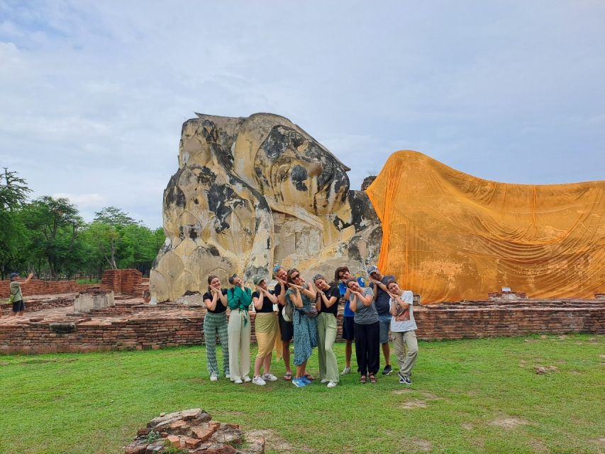 Colors of Ayutthaya: UNESCO Heritage 6 hour Bicycle Tour - Starting near Pom Phet Fort and fitting the bike