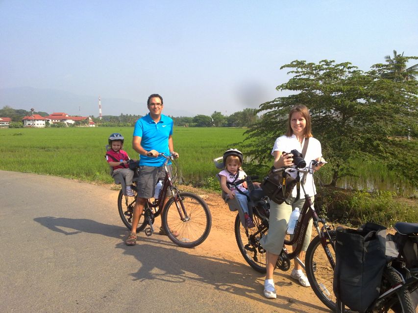Colors of Chiang Mai Guided Bicycle Tour - What the guides add to the morning
