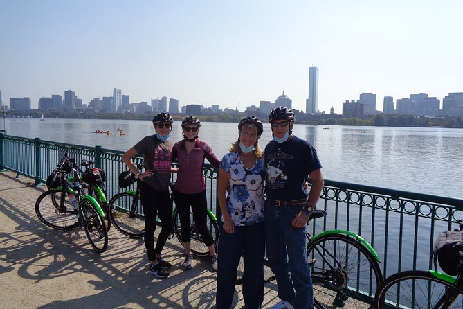 Comfort Hybrid Boston City Bike Rental - Timing a 24-hour rental