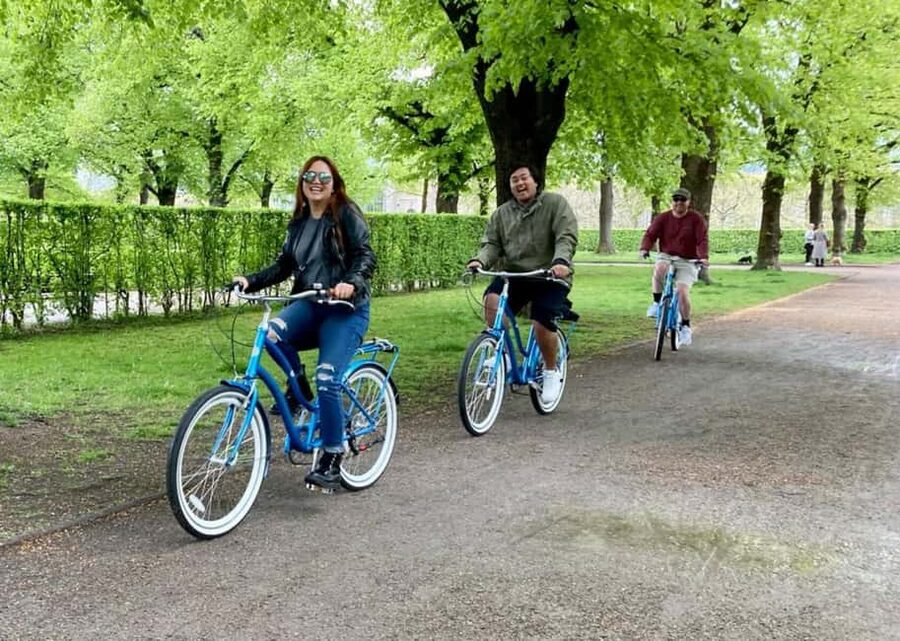 Copenhagen: 3-Hour City Highlights Bike Tour with Guide - Starting at Holbergsgade 12