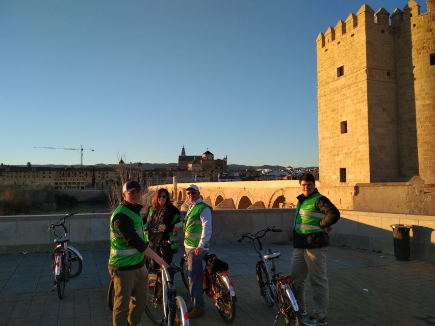 Cordoba: Bike Tour (E-Bike Available) - Key points at a glance