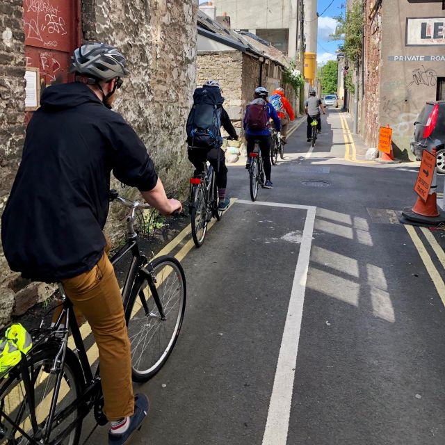 Cork: Cork City Cycle Tour - Regular Bike - River Lee paths, bridges, and the Shakey Bridge