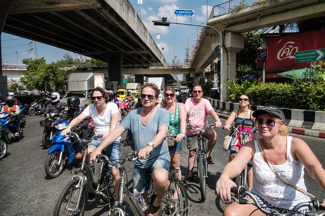 Countryside Bangkok and a Local Floating Market Tour by Bicycle Including Lunch - Sampling a small floating market