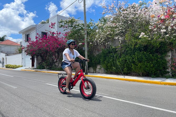 Cozumel: City Tour by E-bike - Mercado Municipal: the most revealing stop