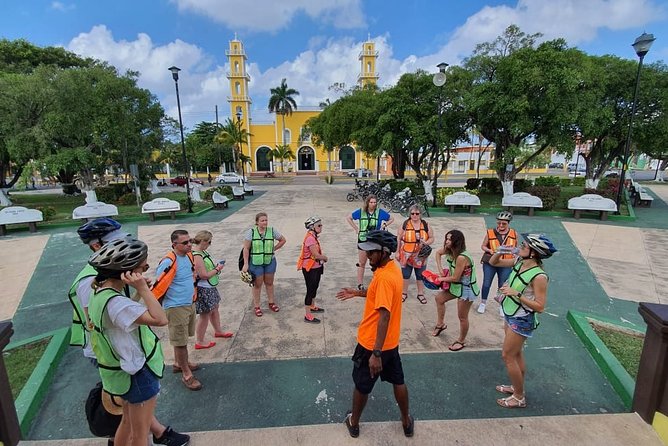Cozumel: City Tour by E-bike - The Grijalva monument and Mayan pyramid