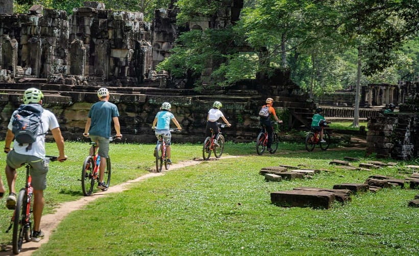 Cycle Angkor Backroad Bike Tour / E-Bike or Tuk Tuk - The guides are a major part of the experience