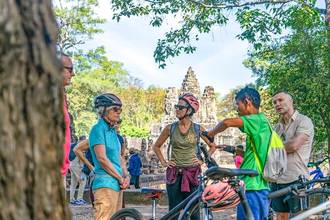 Cycle the Angkor Backroads with lunch / E-Bike or Tuk Tuk - The 8:00 a.m. pickup and bike fitting