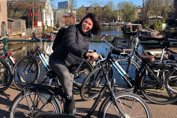 Daily group bike tour in Spanish. - Why this Spanish bike tour works well in Amsterdam