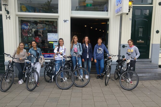 Daily group bike tour in Spanish. - Anne Frank House and the Prinsengracht facade