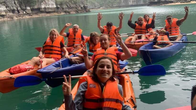 Đảo Cát Bà : 1Day Kayaking,Swimming,Cycling,Snorkeling,Lunch - A slower afternoon on deck
