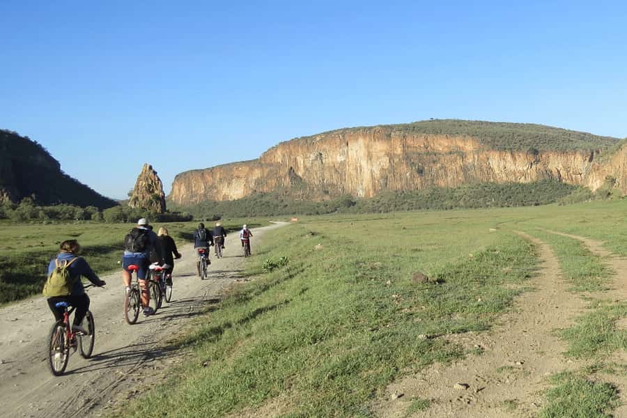 Day Trip: Hell's Gate Bike Ride & Lake Naivasha Boat Ride - Leaving Nairobi for the Great Rift Valley
