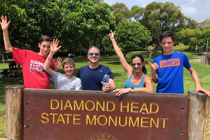 Diamond Head Bike to Hike and Local Lunch - Local lunch after the climb