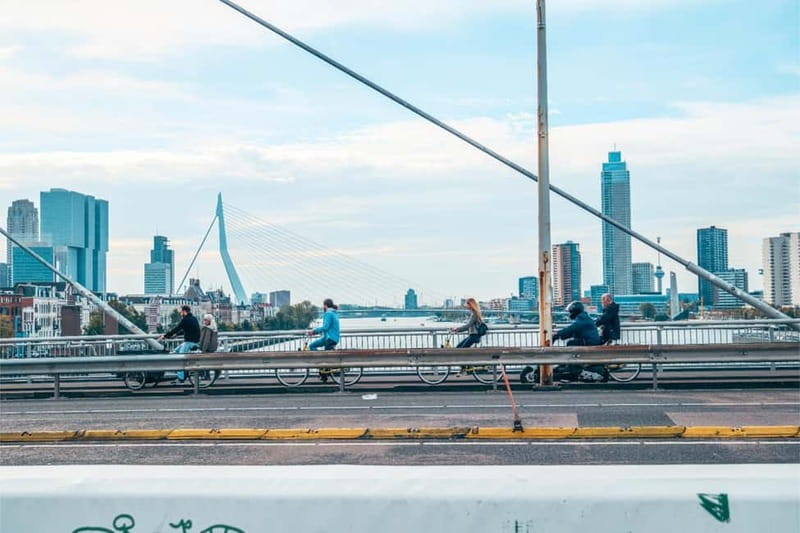 Discover Rotterdam: Classic Highlights Bike Tour by a Local - Oude Haven and De Hef finish with Rotterdam’s port identity