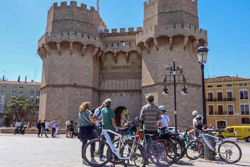 Discover Valencia by bike – Dutch-speaking tour - Should you book it?