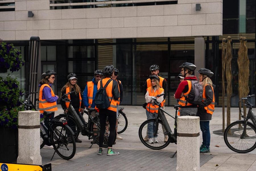 Dublin: Bike & E-Bike Tour with a Local Guide - The guides make the difference