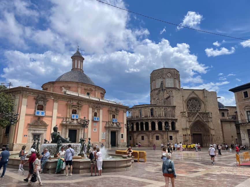 Dutch-Style Bike Tour in Valencia - Is the electric-bike upgrade worth it?