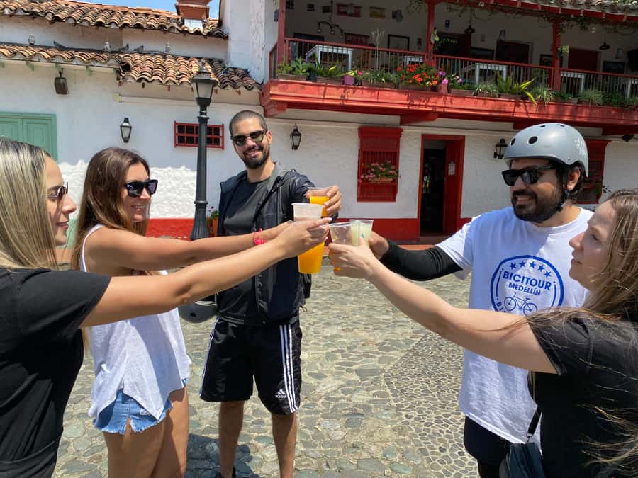 E-Bike City Tour Medellin with Local beer and Snacks - Plaza Botero and Medellín’s public art