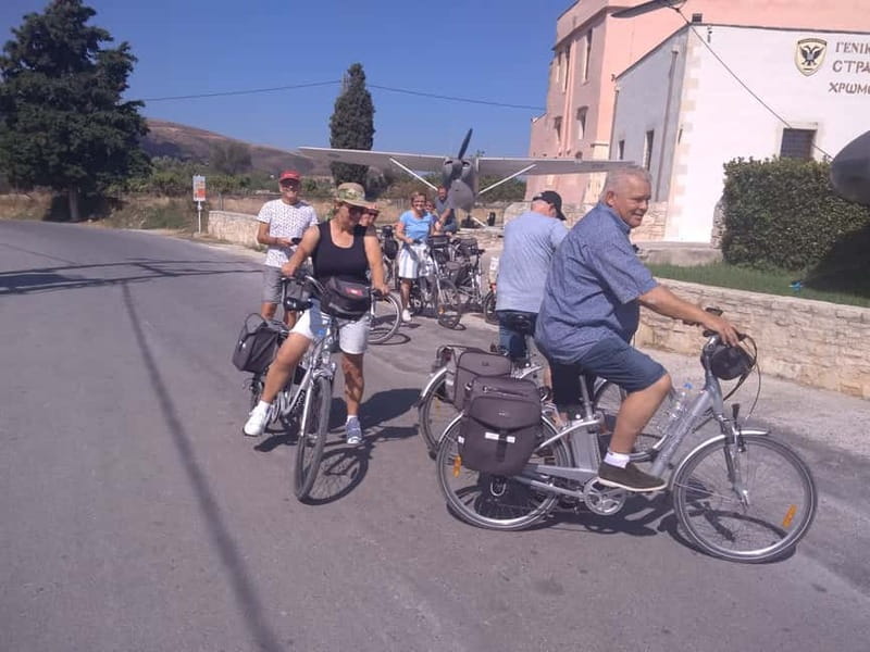 e-Bike Guided Tour to Myli Gorge with Full Lunch included - What the $82 price really covers
