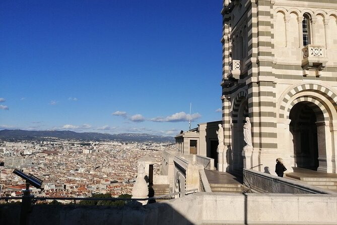 E-Bike Rental in Marseille with our brand new Virtual Guide !! - Following the coast toward the Calanques