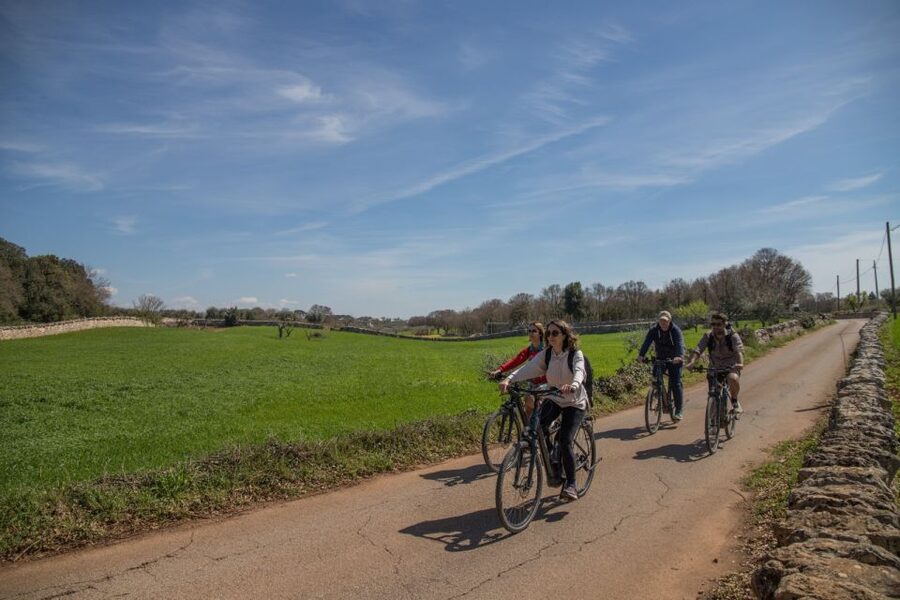 e-Bike ring tour between Martina Franca and Locorotondo - What Rocco adds to the experience