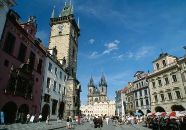 E-BIKE TOUR: 10 Must-See Landmarks & Viewpoints in Prague 1-8per. - Five things to know before booking