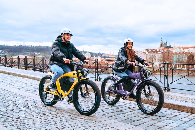 E-BIKE TOUR: 10 Must-See Landmarks & Viewpoints in Prague 1-8per. - Kafka, modern art, and the Rudolfinum