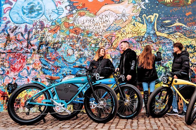 E-BIKE TOUR: 10 Must-See Landmarks & Viewpoints in Prague 1-8per. - Old Town Square and the Jewish Quarter