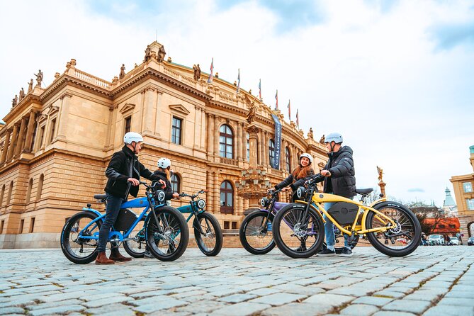 E-BIKE TOUR: 10 Must-See Landmarks & Viewpoints in Prague 1-8per. - Charles Bridge and Prague Venice