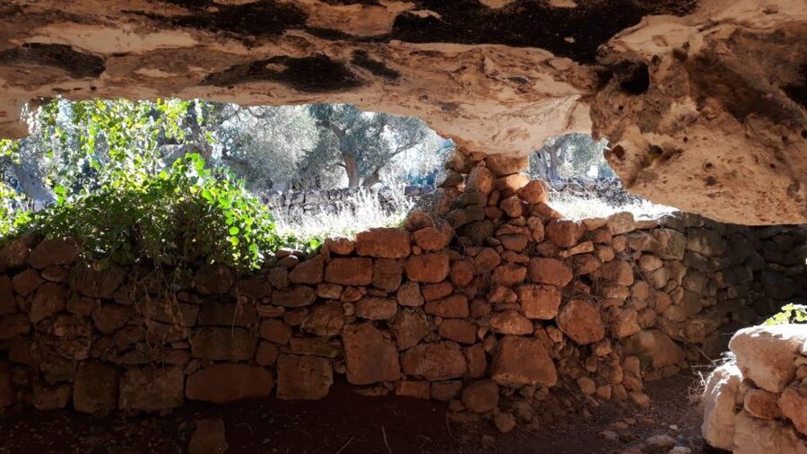 E-bike tour from Monopoli to the rocky village of St. Andrew - The rocky village of St. Andrew