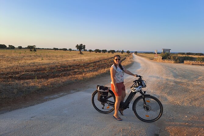 E-bike tour in Ostuni. Oil mill, Dolmen and huge olive trees - Who will enjoy this tour most
