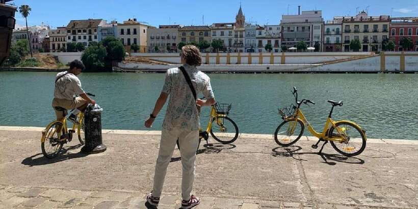 E-Bike tour in Sevilla - Plaza de España And The City’s Grand Scale