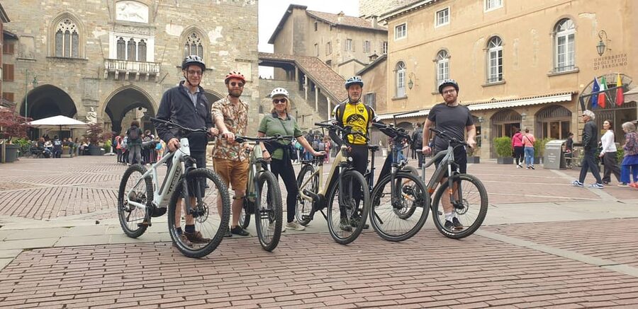 E-bike tour to discover Bergamo - Riding along the UNESCO Venetian Walls