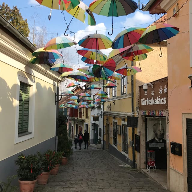 E-Bike Tour to Szentedre - Arriving in Szentendre after roughly 25 kilometers