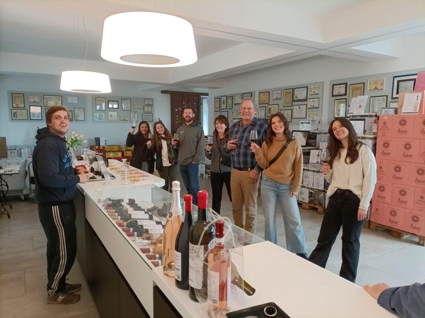 E-Bike Tour with Wine Tasting in the Bardolino area - A closer look at the guide and group size