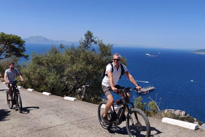 EBike-Gibraltar: Rock To The Top Tour - Meeting Gibraltar’s macaques responsibly