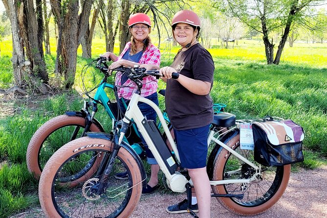 EBIKE Mountain Adventure in Colorado Springs: Gold Camp Road - The dirt road brings loose gravel and washboard