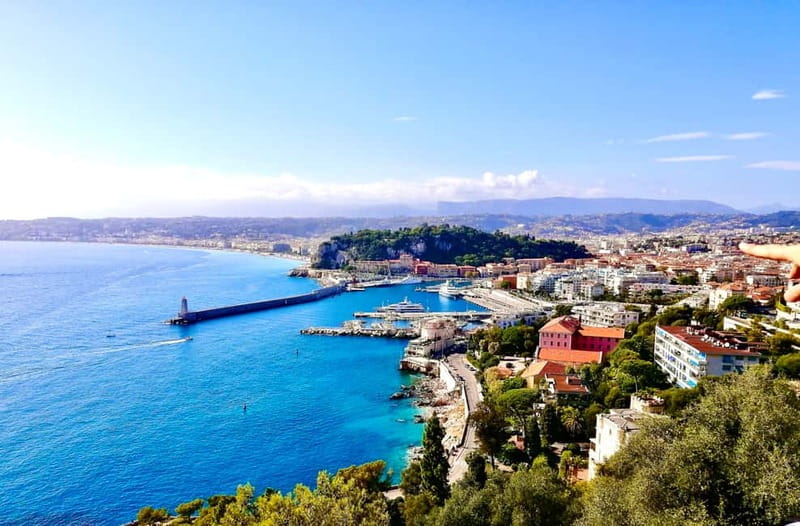 Ebike seaside by Nice: Fantastic Villefranche's Bay & Hill - The hill above the coast and its Belle Epoque villas