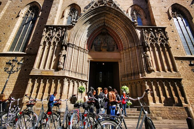 Eco-friendly Barcelona Bike Tour from a Local Perspective - What makes the local approach useful