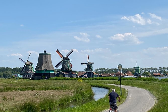 Escape Amsterdam: E-Bike to Zaanse Schans Windmills & Zaandam - Het Twiske, a local recreation area