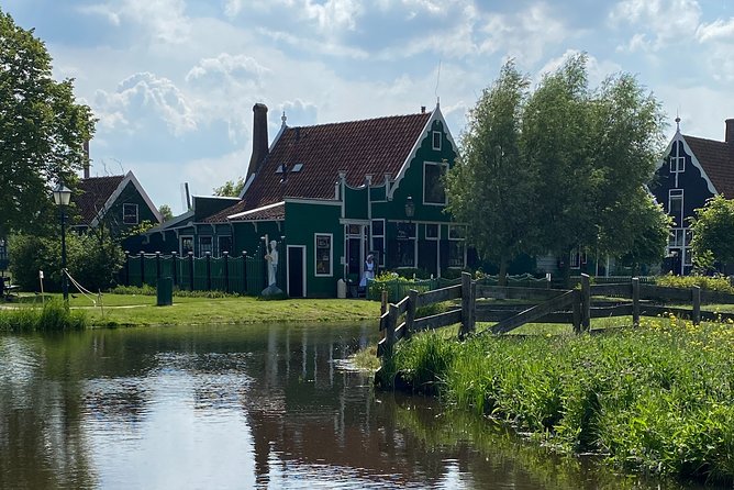 Escape Amsterdam: E-Bike to Zaanse Schans Windmills & Zaandam - Returning through NDSM Wharf and Amsterdam Centraal