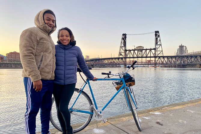 Essential Portland Oregon Bike and E-Bike Tour! - Finishing in the Pearl District