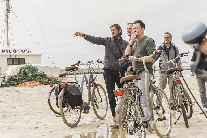 Experience Porto by Bike: 3-Hour Private Tour - From Passeio Alegre to the mouth of the Douro