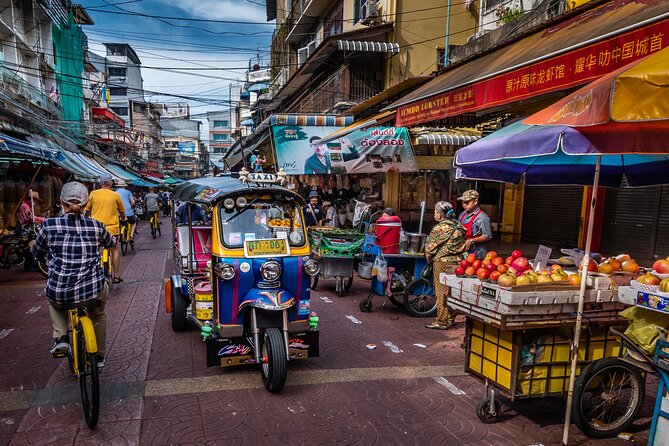 Experience Real Bangkok by Bike - Starting among the shophouses of Chinatown