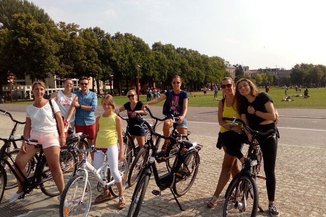 Explore Amsterdam by Bike in the Company of a French Local Guide - What the French guide adds